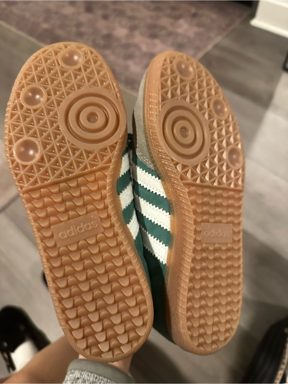 adidas SAMBAS brand NWT! Green Suede Sneakers with White Accents - Picture 5 of 5
